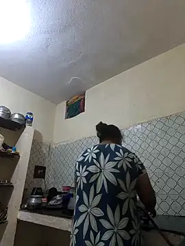 Villageanuty online show from November 2025 04:44:02 AM