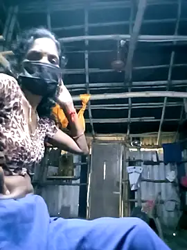 Snapshot of Tamilauntyhot chatting on September 2025 02:15:02 AM Tamilauntyhot online show from September 2025 02:15:02 AM