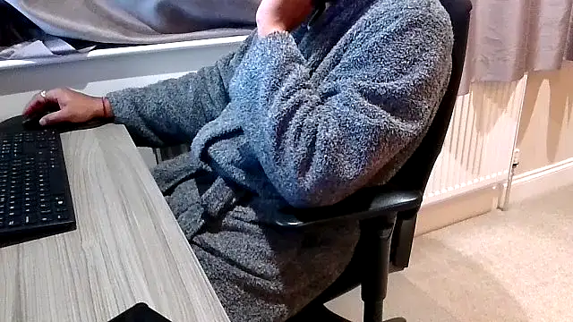 rogamuffin online show from November 2025 11:27:02 PM