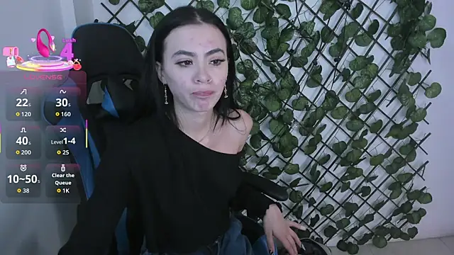 Anya Belth online show from November 2025 01:46:01 PM