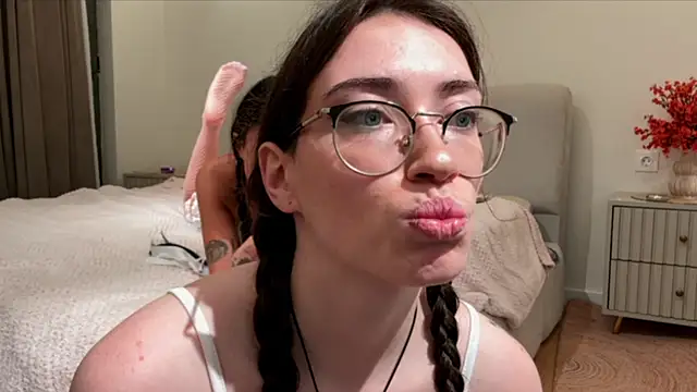 Snapshot of Kelly_Berry__ chatting on November 2025 02:10:01 AM Kelly Berry online show from November 2025 02:10:01 AM