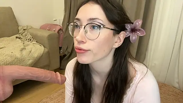 Snapshot of Kelly_Berry__ chatting on December 2025 05:18:02 PM Kelly Berry online show from December 2025 05:18:02 PM