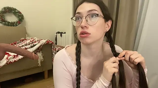 Snapshot of Kelly_Berry__ chatting on December 2025 05:42:02 PM Kelly Berry online show from December 2025 05:42:02 PM