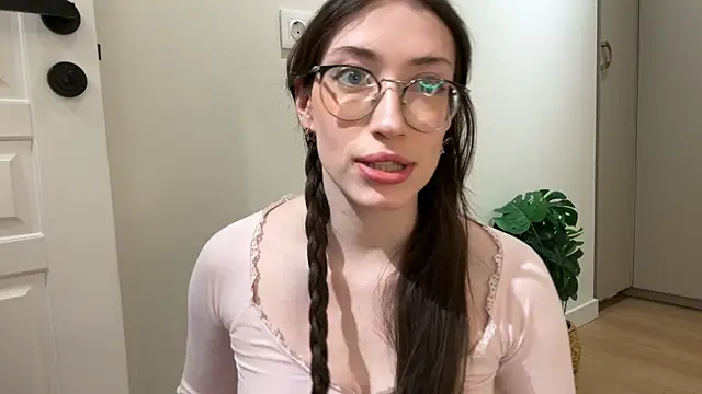 Snapshot of Kelly_Berry__ chatting on January 2026 05:49:02 PM Kelly Berry online show from January 2026 05:49:02 PM