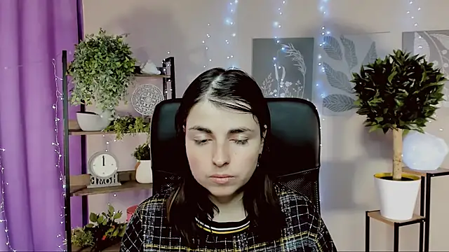 MartaEdams online show from March 2026 06:20:01 AM