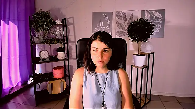 MartaEdams online show from June 2026 05:28:01 AM