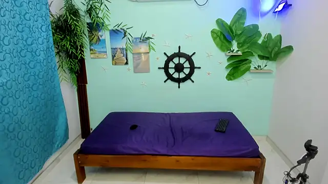 eladyrous98 online show from February 2026 01:14:01 PM