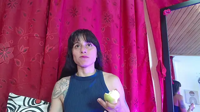 Samy Hoops online show from October 2025 01:26:02 PM