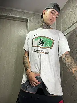 samm4044 online show from January 2026 11:29:02 PM