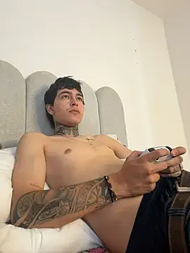 samm4044 online show from March 2026 05:01:02 PM