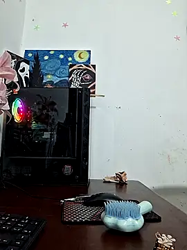 channell0 online show from October 2025 05:52:02 AM