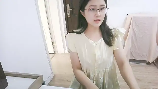 Snapshot of 98bunny chatting on June 2026 02:45:01 AM 98bunny online show from June 2026 02:45:01 AM