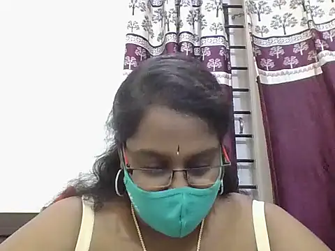 Reena-gowda online show from September 2025 01:02:02 PM