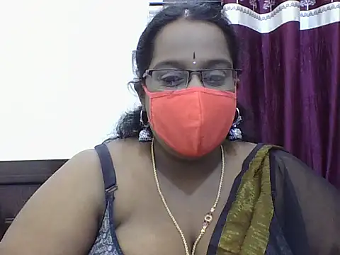 Reena-gowda online show from October 2025 06:38:02 PM