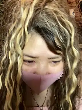 xoxLILxMELOxox online show from November 2025 04:31:02 PM