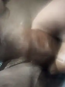 Curvy Pounder online show from November 2025 07:07:01 AM