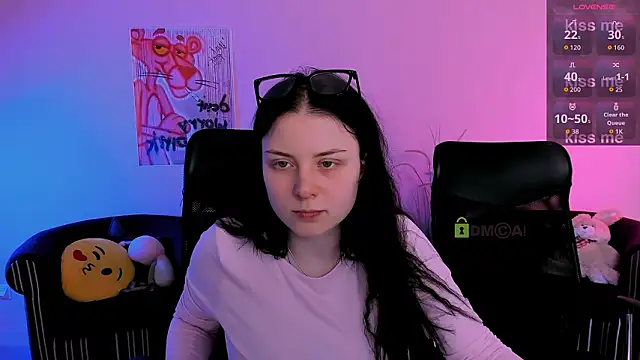 Snapshot of foxy_tease_ chatting on February 2026 02:15:02 AM foxy tease online show from February 2026 02:15:02 AM