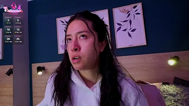 Snapshot of SarahMiler_ chatting on February 2026 11:47:02 AM SarahMiler online show from February 2026 11:47:02 AM