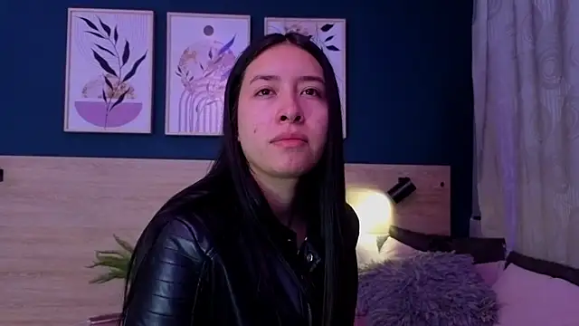 Snapshot of SarahMiler_ chatting on February 2026 11:11:02 AM SarahMiler online show from February 2026 11:11:02 AM