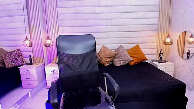 VictoriaaBlair online show from March 2026 07:08:01 PM