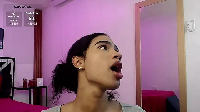 FELINEXOXO online show from September 2025 12:09:01 PM