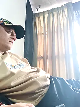 leon8013A online show from November 2025 12:05:02 PM