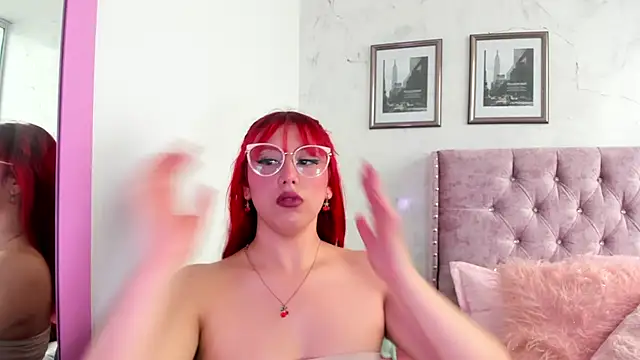 Snapshot of Maddy_Mills chatting on March 2026 07:20:02 PM Maddy Mills online show from March 2026 07:20:02 PM