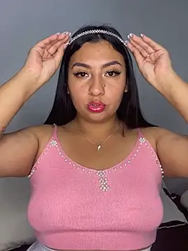 Issa Santana online show from March 2026 08:09:01 PM