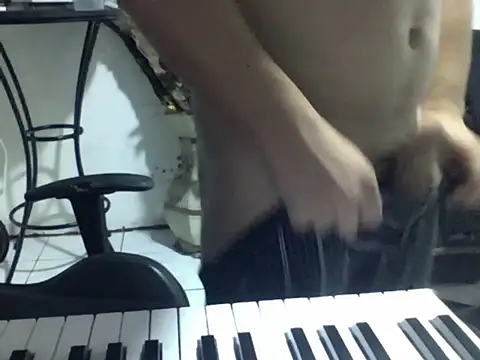 Snapshot of Lolo212114 chatting on October 2025 09:13:01 PM Lolo212114 online show from October 2025 09:13:01 PM