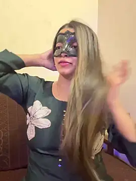 Snapshot of Cute-Sakhi chatting on March 2026 01:40:02 PM Cute-Sakhi online show from March 2026 01:40:02 PM