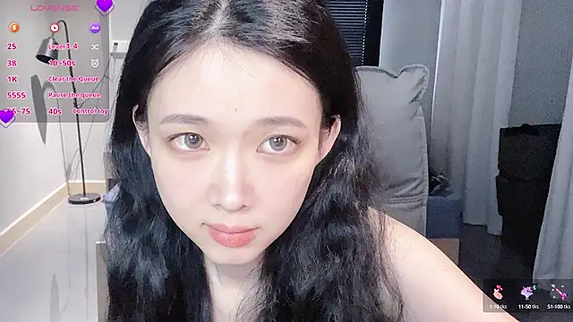 NiNi-baby520 online show from September 2025 07:24:02 AM