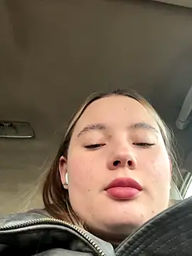 Snapshot of StephanieMur chatting on November 2025 04:01:02 AM StephanieMur online show from November 2025 04:01:02 AM