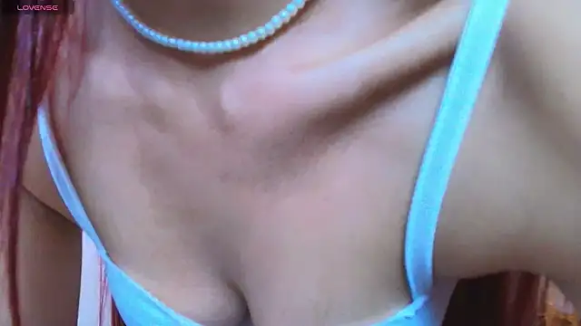 ViolethRosse online show from April 2026 01:52:02 AM
