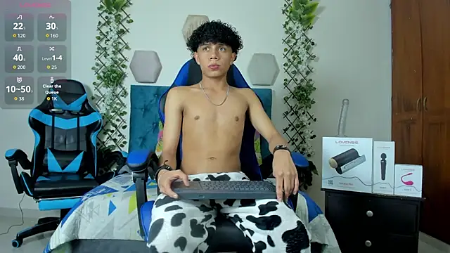 Snapshot of _taylor_black chatting on October 2025 12:19:02 AM taylor black online show from October 2025 12:19:02 AM