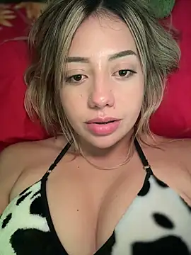 MissCat  online show from November 2025 02:06:01 AM