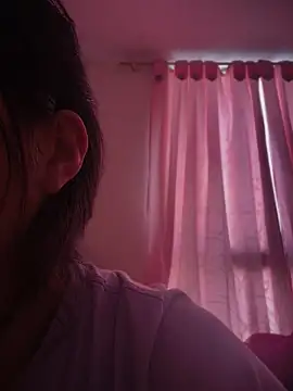 Snapshot of MissCat_ chatting on May 2026 01:27:01 PM MissCat online show from May 2026 01:27:01 PM