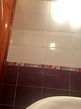 Snapshot of dalo3a_ay chatting on October 2025 08:29:01 PM dalo3a ay online show from October 2025 08:29:01 PM