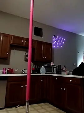 spoiledprincess4 online show from October 2025 02:33:01 AM