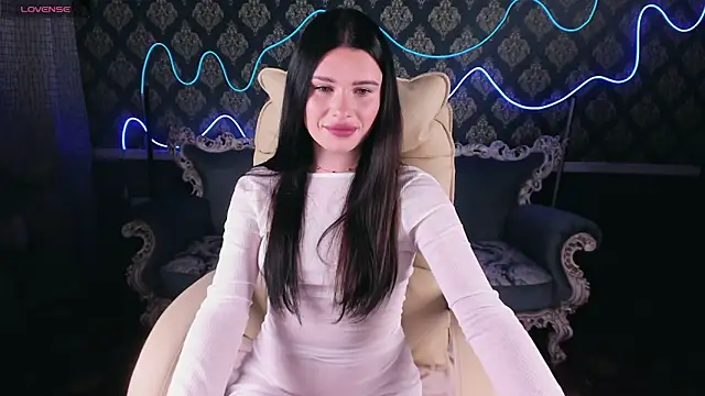 Neyla Charm online show from October 2025 07:13:02 PM