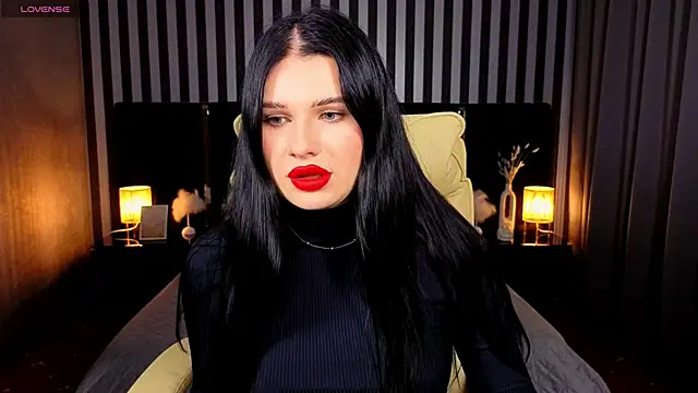 Neyla Charm online show from November 2025 01:55:01 PM