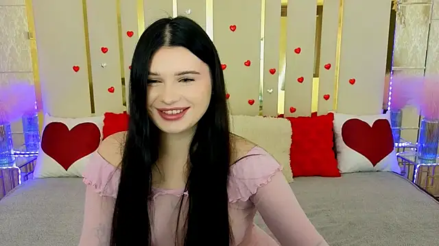 Neyla Charm online show from February 2026 01:51:02 PM