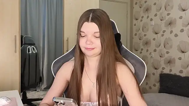 Snapshot of _cute_ice chatting on May 2026 05:47:01 AM cute ice online show from May 2026 05:47:01 AM