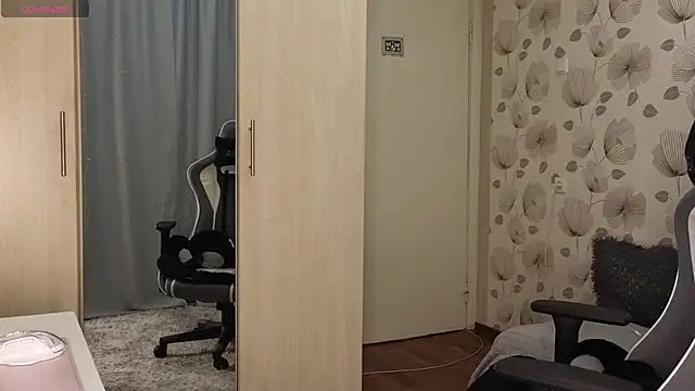 Snapshot of _cute_ice chatting on May 2026 07:37:01 AM cute ice online show from May 2026 07:37:01 AM