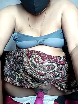 LushVamp online show from February 2026 02:43:01 PM