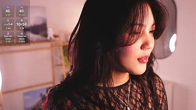 MoiraEger online show from March 2026 04:13:01 PM