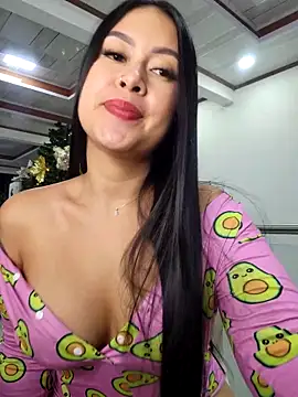 CrisMarulanda online show from November 2025 04:12:01 AM