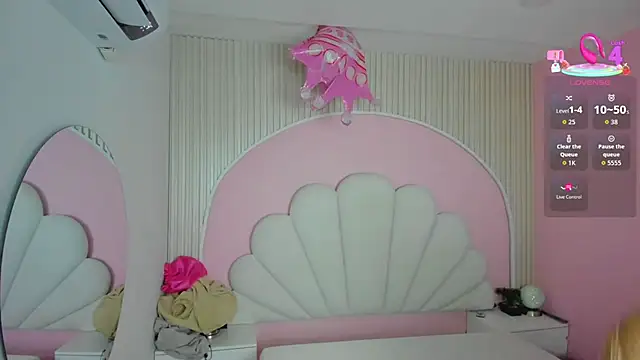 hinata dolly online show from April 2026 11:08:01 AM