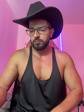 magnumchris online show from March 2026 07:43:02 PM