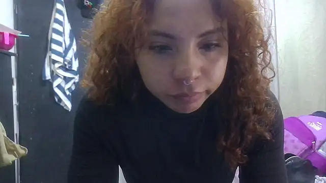 Snapshot of VioletV chatting on July 2026 03:42:02 AM VioletV online show from July 2026 03:42:02 AM
