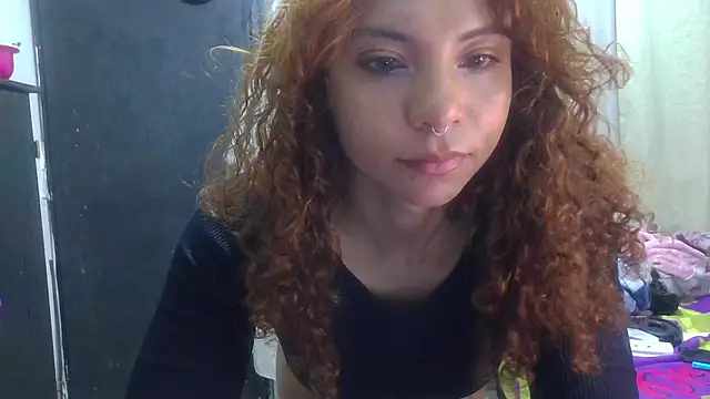 Snapshot of VioletV chatting on July 2026 03:34:01 AM VioletV online show from July 2026 03:34:01 AM